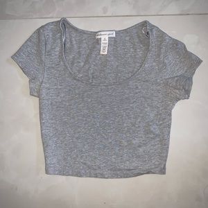 Gray scooped neck crop top
